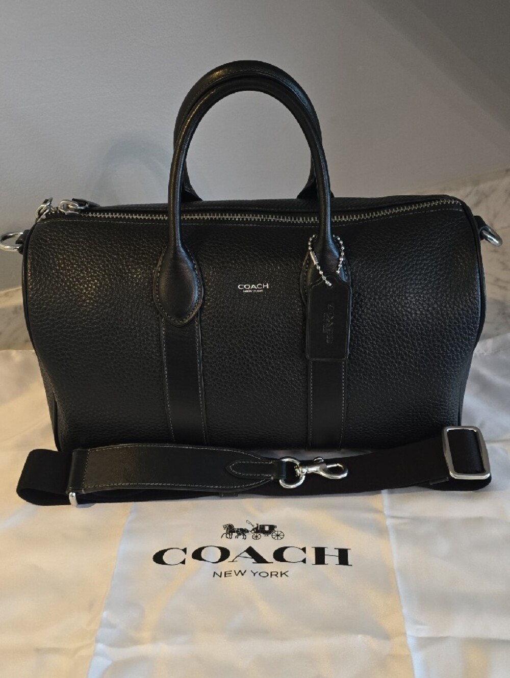Coach Compass Bag 35 Black Pebbled Leather with Detachable Strap - Picture 2 of 15
